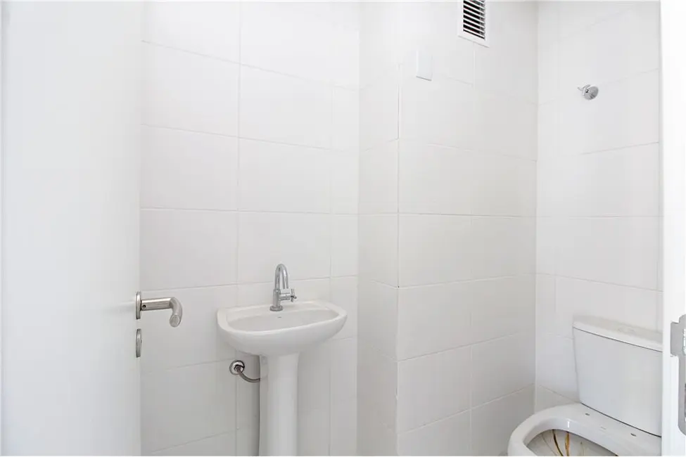 Sala Comercial à venda, 40m2 em Petrópolis, Porto Alegre - RS - imagem 9 Foto 9 de Sala Comercial à venda, 40m2 em Petrópolis, Porto Alegre - RS