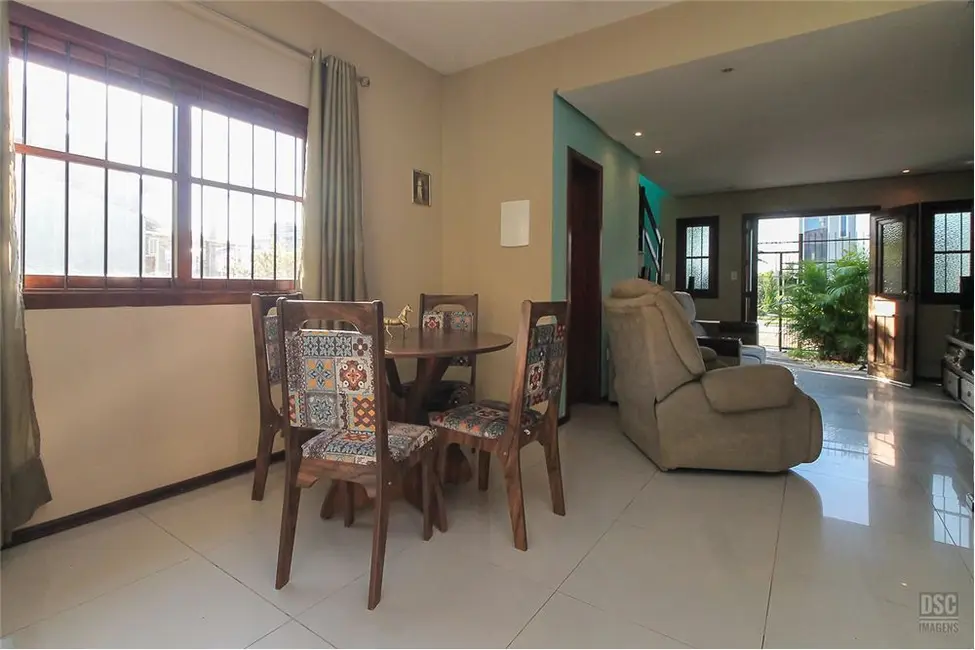 Foto 5 de Casa com 3 quartos à venda, 169m2 em Hípica, Porto Alegre - RS