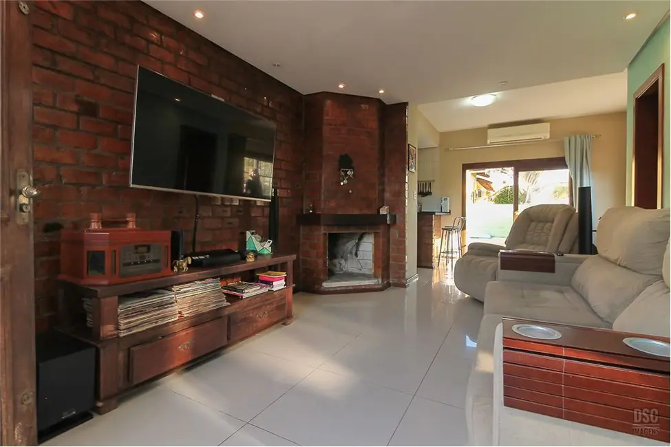 Foto 3 de Casa com 3 quartos à venda, 169m2 em Hípica, Porto Alegre - RS