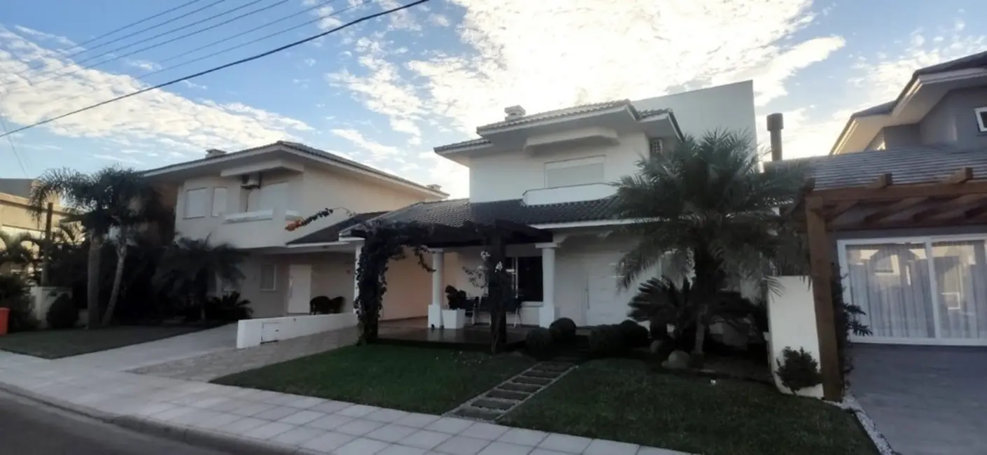 Foto 3 de Casa de Condomínio com 4 quartos à venda, 193m2 em Capao Da Canoa - RS