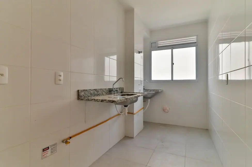 Apartamento com 2 quartos à venda, 44m2 em Rubem Berta, Porto Alegre - RS - imagem 8 Foto 8 de Apartamento com 2 quartos à venda, 44m2 em Rubem Berta, Porto Alegre - RS