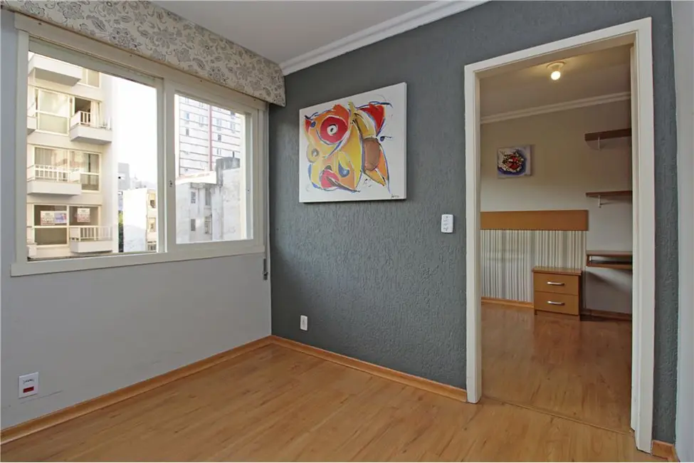 Apartamento com 1 quarto à venda, 42m2 em Centro Histórico, Porto Alegre - RS - imagem 4 Foto 4 de Apartamento com 1 quarto à venda, 42m2 em Centro Histórico, Porto Alegre - RS