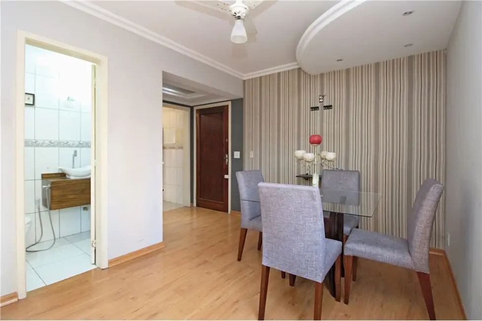 Apartamento com 1 quarto à venda, 42m2 em Centro Histórico, Porto Alegre - RS - imagem 5 Foto 5 de Apartamento com 1 quarto à venda, 42m2 em Centro Histórico, Porto Alegre - RS