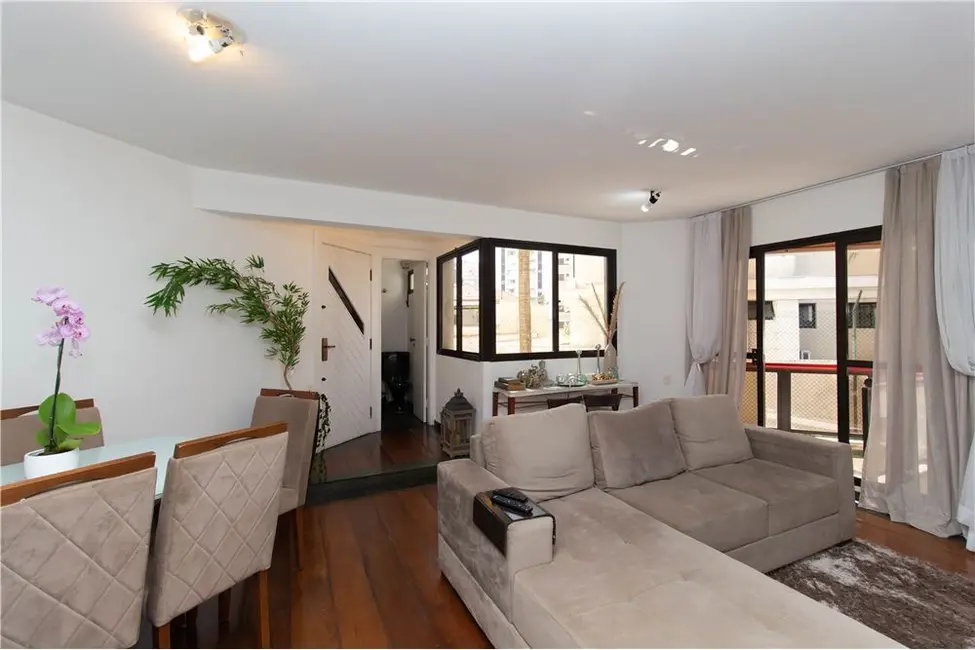 Apartamento com 3 quartos à venda, 143m2 em Moema, São Paulo - SP - imagem 4 Foto 4 de Apartamento com 3 quartos à venda, 143m2 em Moema, São Paulo - SP