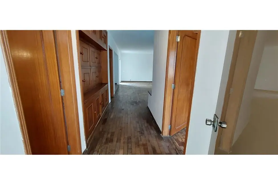 Foto 2 de Casa com 4 quartos à venda, 218m2 em Jardim Leonor, São Paulo - SP