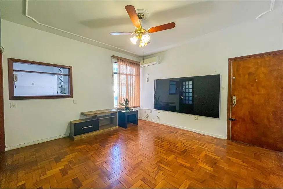 Foto 2 de Apartamento com 2 quartos à venda, 60m2 em São João, Porto Alegre - RS