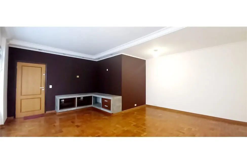Apartamento com 3 quartos à venda, 130m2 em Higienópolis, São Paulo - SP - imagem 5 Foto 5 de Apartamento com 3 quartos à venda, 130m2 em Higienópolis, São Paulo - SP