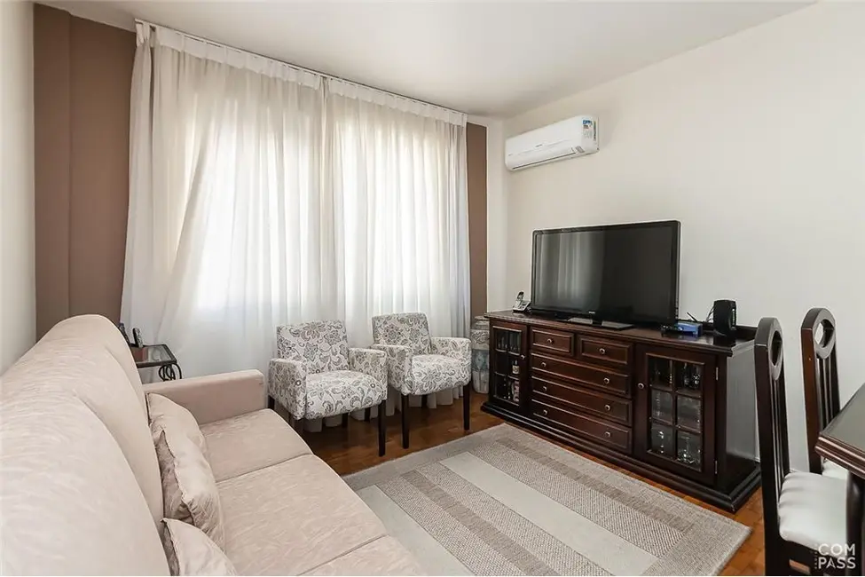 Apartamento com 3 quartos à venda, 82m2 em Menino Deus, Porto Alegre - RS - imagem 8 Foto 8 de Apartamento com 3 quartos à venda, 82m2 em Menino Deus, Porto Alegre - RS