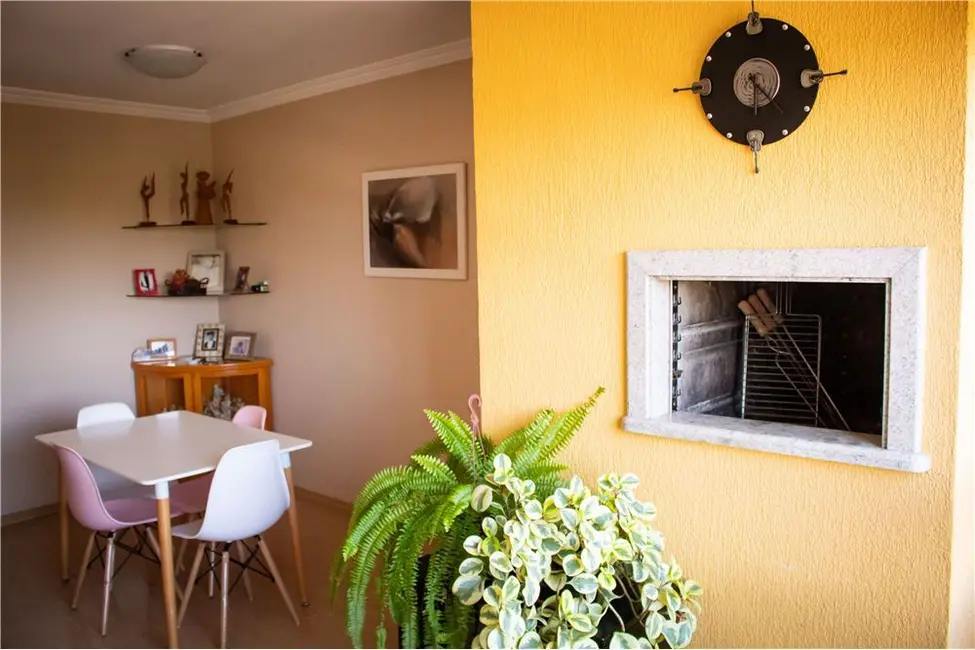 Foto 4 de Apartamento com 3 quartos à venda, 89m2 em Jardim Itu, Porto Alegre - RS