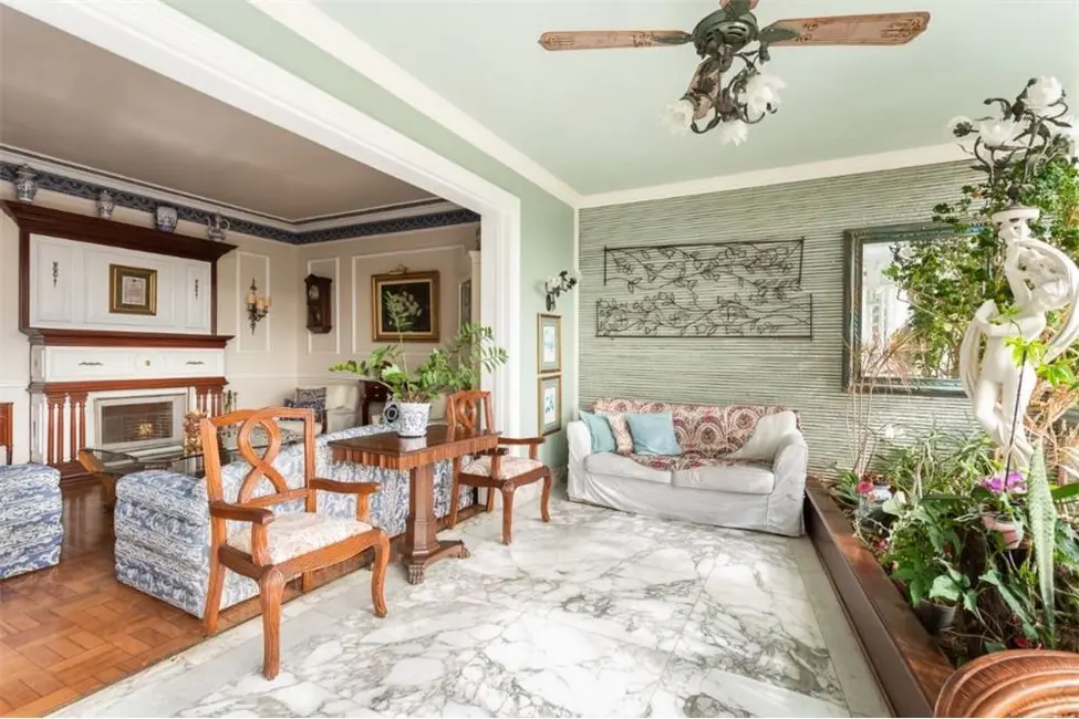 Foto 6 de Casa com 4 quartos à venda, 460m2 em Pacaembu, São Paulo - SP