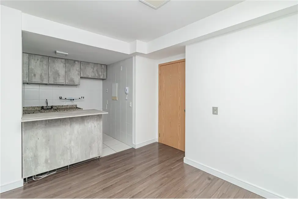 Apartamento com 2 quartos à venda, 68m2 em Passo da Areia, Porto Alegre - RS - imagem 7 Foto 7 de Apartamento com 2 quartos à venda, 68m2 em Passo da Areia, Porto Alegre - RS