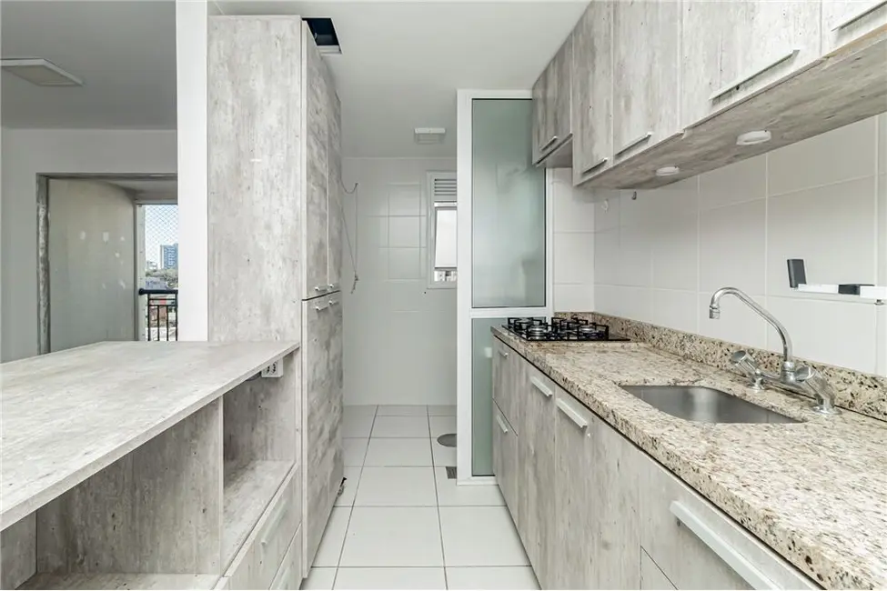 Apartamento com 2 quartos à venda, 68m2 em Passo da Areia, Porto Alegre - RS - imagem 8 Foto 8 de Apartamento com 2 quartos à venda, 68m2 em Passo da Areia, Porto Alegre - RS
