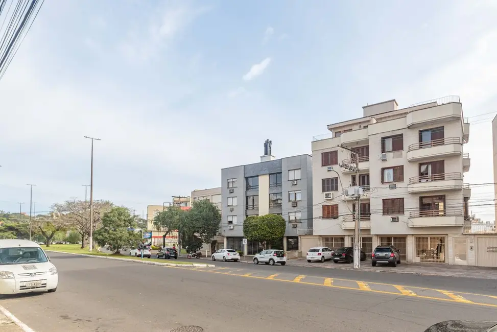 Foto 3 de Apartamento com 2 quartos à venda, 72m2 em Azenha, Porto Alegre - RS