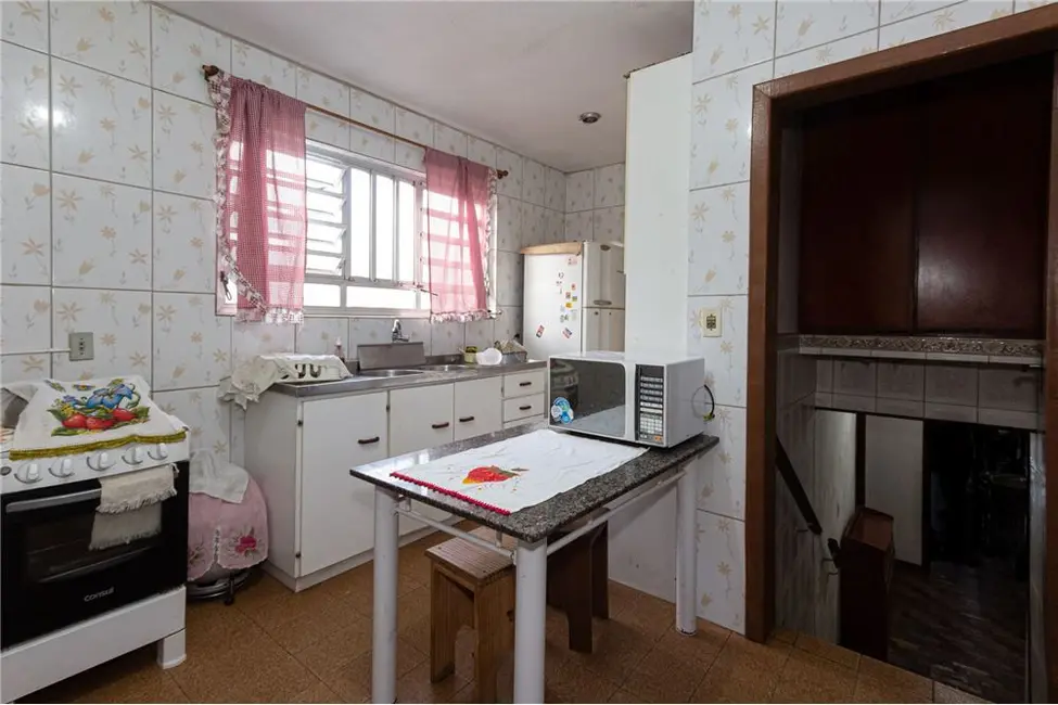 Casa com 3 quartos à venda, 150m2 em Jardim Itu, Porto Alegre - RS - imagem 4 Foto 4 de Casa com 3 quartos à venda, 150m2 em Jardim Itu, Porto Alegre - RS