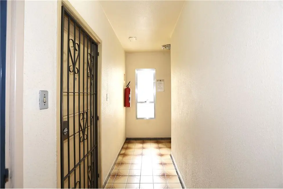 Foto 3 de Apartamento com 1 quarto à venda, 46m2 em Jardim Carvalho, Porto Alegre - RS