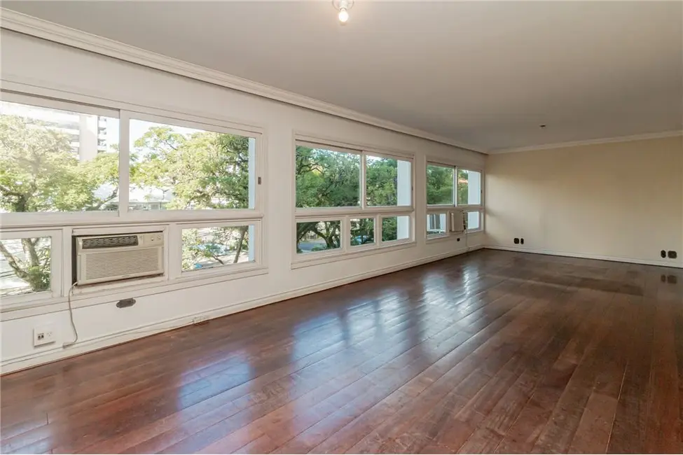 Apartamento com 3 quartos à venda, 173m2 em Moinhos de Vento, Porto Alegre - RS - imagem 5 Foto 5 de Apartamento com 3 quartos à venda, 173m2 em Moinhos de Vento, Porto Alegre - RS