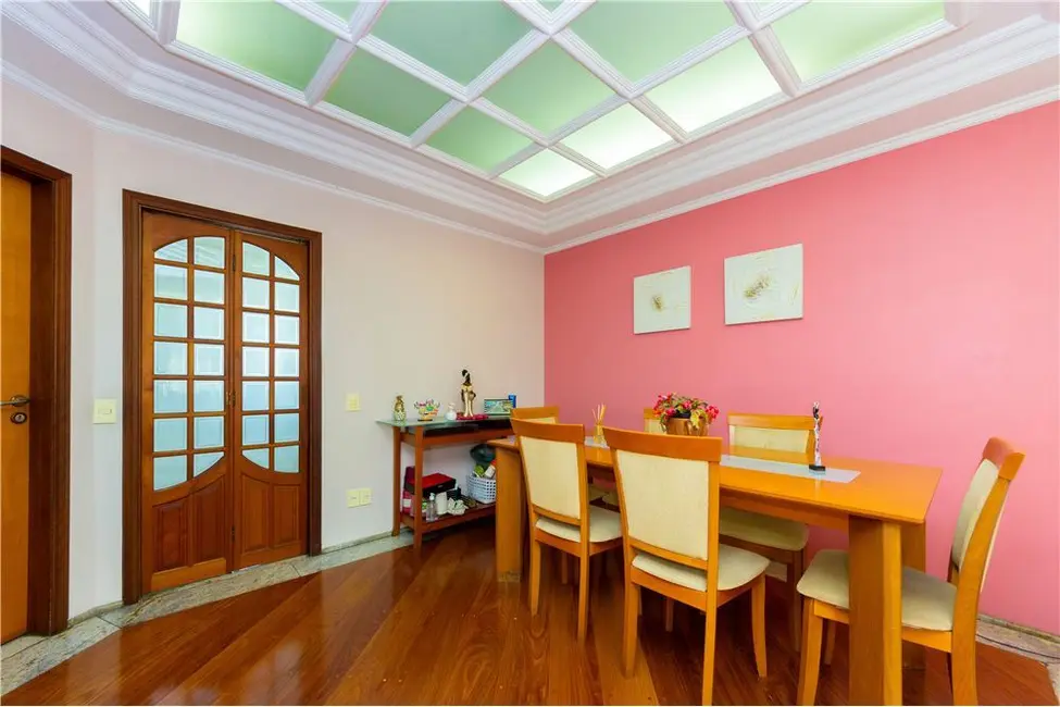 Foto 1 de Casa com 3 quartos à venda, 277m2 em Jardim Guairaca, São Paulo - SP