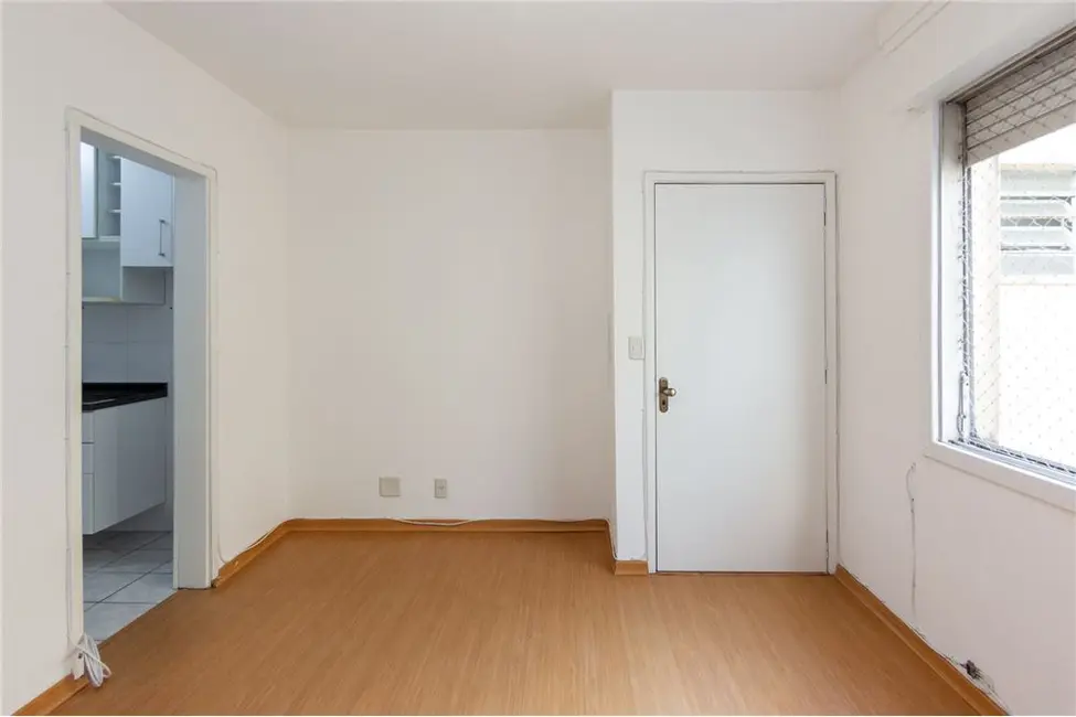 Apartamento com 1 quarto à venda, 39m2 em Petrópolis, Porto Alegre - RS - imagem 6 Foto 6 de Apartamento com 1 quarto à venda, 39m2 em Petrópolis, Porto Alegre - RS