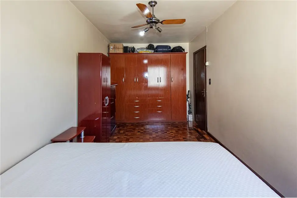 Foto 8 de Apartamento com 2 quartos à venda, 58m2 em Passo da Areia, Porto Alegre - RS