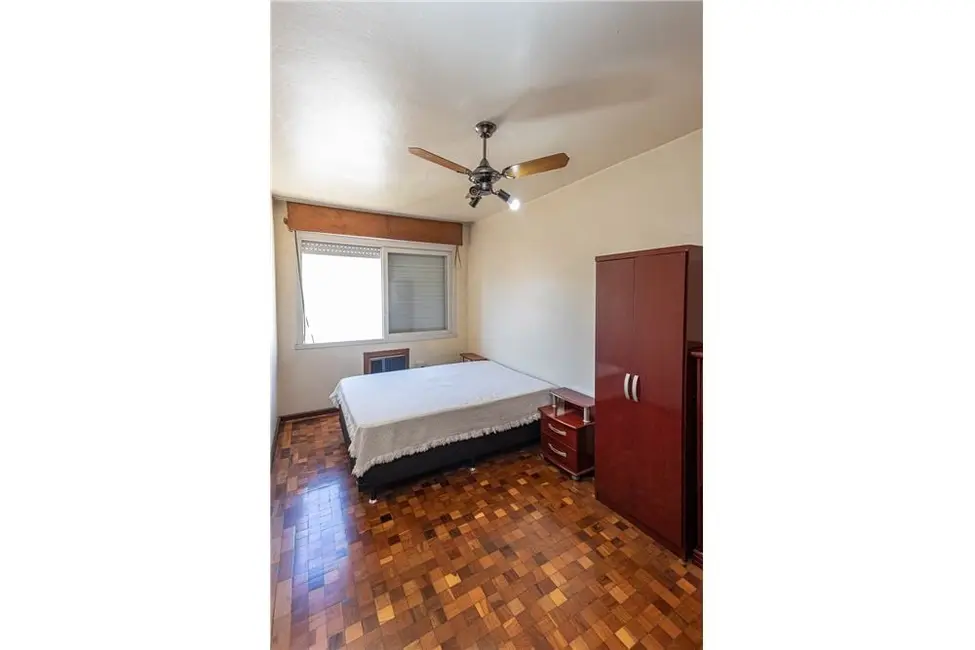 Foto 9 de Apartamento com 2 quartos à venda, 58m2 em Passo da Areia, Porto Alegre - RS