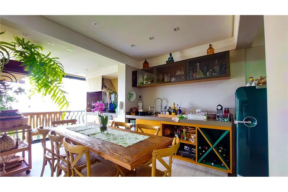 Apartamento com 4 quartos à venda, 158m2 em Vila Pompéia, São Paulo - SP - imagem 8 Foto 8 de Apartamento com 4 quartos à venda, 158m2 em Vila Pompéia, São Paulo - SP