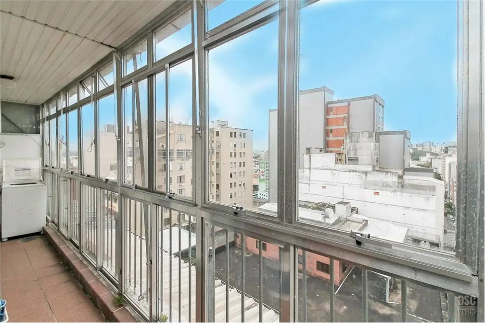 Apartamento com 1 quarto à venda, 36m2 em Centro Histórico, Porto Alegre - RS - imagem 9 Foto 9 de Apartamento com 1 quarto à venda, 36m2 em Centro Histórico, Porto Alegre - RS