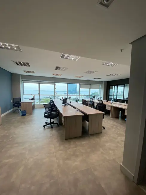 Foto 3 de Sala Comercial com 2 quartos à venda, 81m2 em Cristal, Porto Alegre - RS