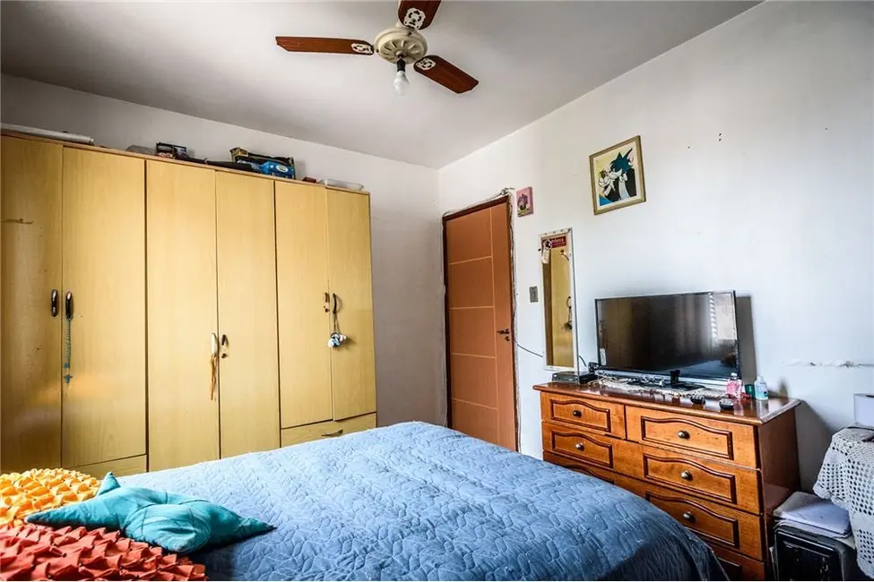 Apartamento com 4 quartos à venda, 74m2 em Passo da Areia, Porto Alegre - RS - imagem 9 Foto 9 de Apartamento com 4 quartos à venda, 74m2 em Passo da Areia, Porto Alegre - RS