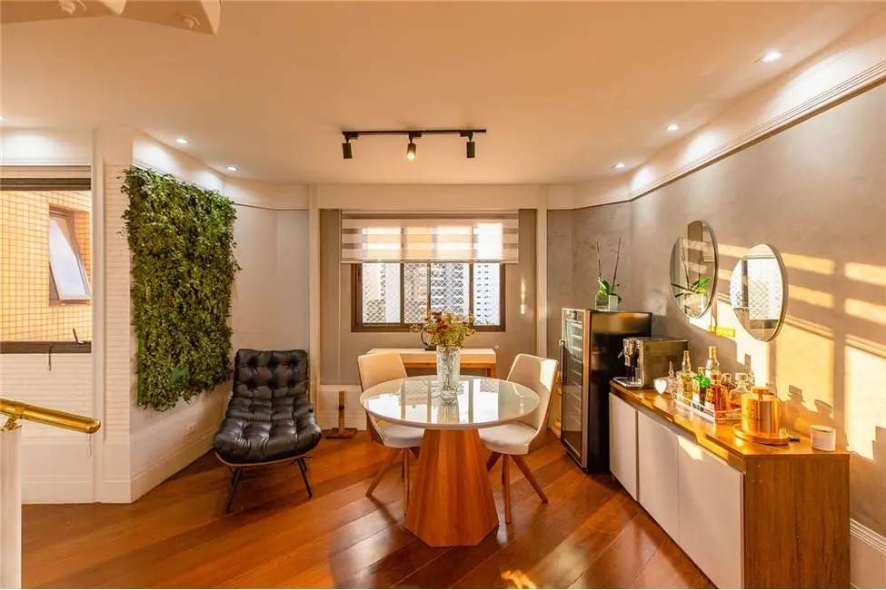 Cobertura com 4 quartos à venda, 327m2 em São Paulo - SP - imagem 8 Foto 8 de Cobertura com 4 quartos à venda, 327m2 em São Paulo - SP