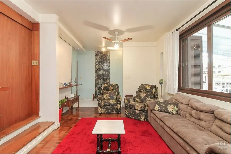 Casa com 4 quartos à venda, 285m2 em Bom Jesus, Porto Alegre - RS - imagem 4 Foto 4 de Casa com 4 quartos à venda, 285m2 em Bom Jesus, Porto Alegre - RS