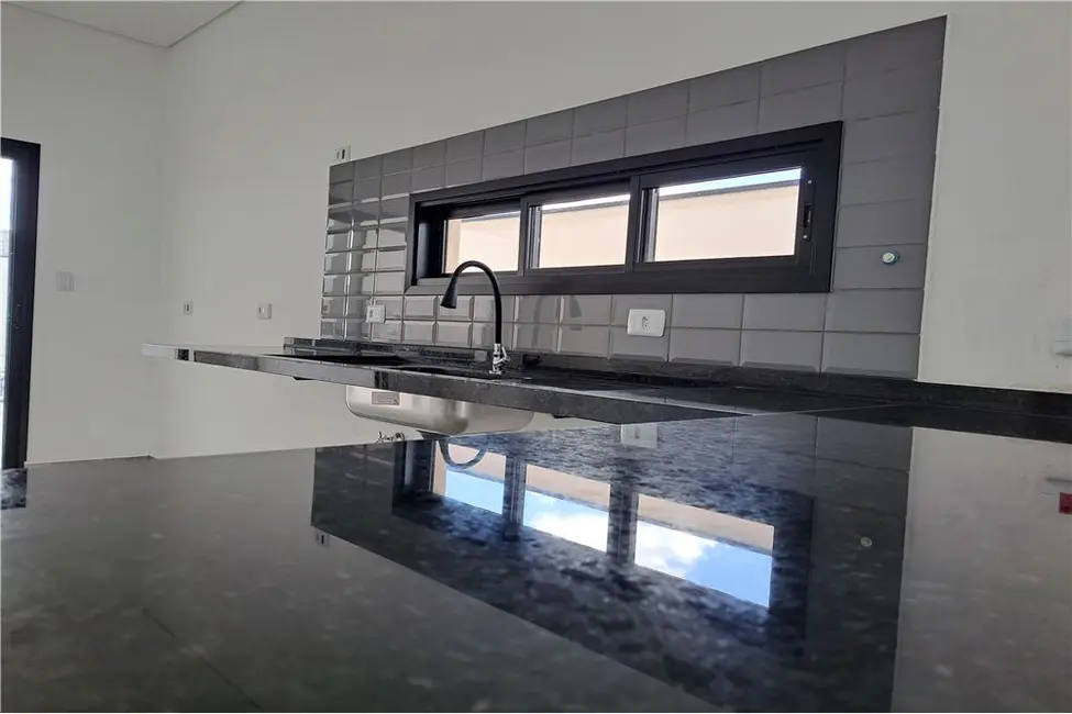 Foto 41 de Casa à venda, 160m2 em Parque Residencial Maria Elmira, Cacapava - SP