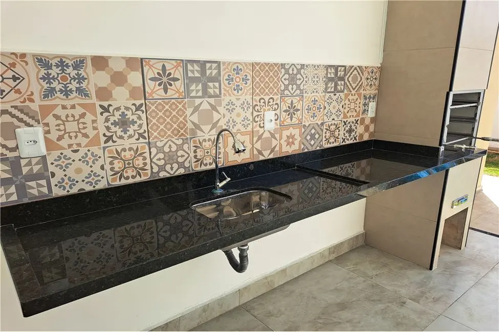 Foto 18 de Casa à venda, 160m2 em Parque Residencial Maria Elmira, Cacapava - SP