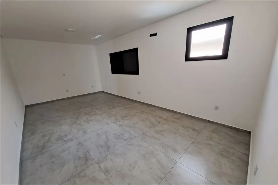 Foto 31 de Casa à venda, 160m2 em Parque Residencial Maria Elmira, Cacapava - SP