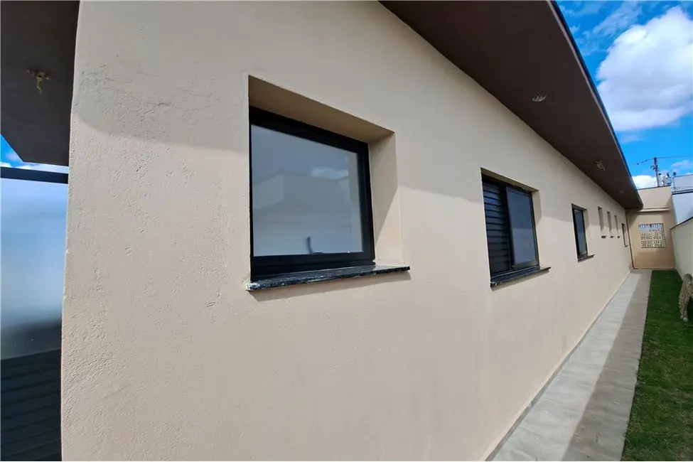 Foto 24 de Casa à venda, 160m2 em Parque Residencial Maria Elmira, Cacapava - SP