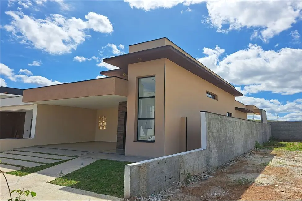 Foto 2 de Casa à venda, 160m2 em Parque Residencial Maria Elmira, Cacapava - SP