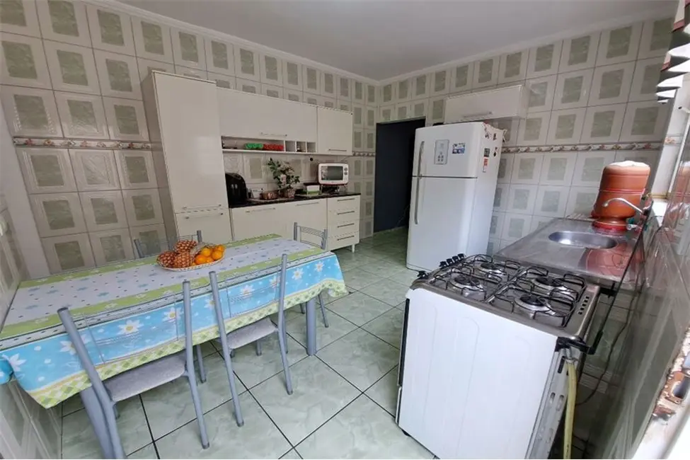 Foto 5 de Casa de Condomínio com 2 quartos à venda, 67m2 em Loteamento Vila Olímpia, Taubate - SP