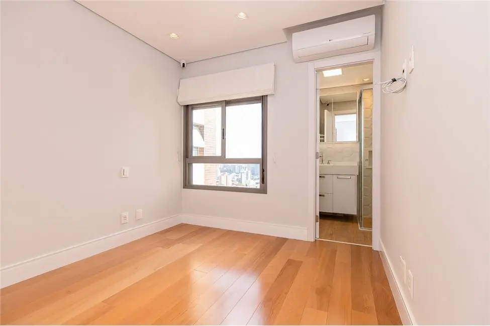 Apartamento com 3 quartos à venda, 131m2 em Mirandópolis, São Paulo - SP - imagem 9 Foto 9 de Apartamento com 3 quartos à venda, 131m2 em Mirandópolis, São Paulo - SP