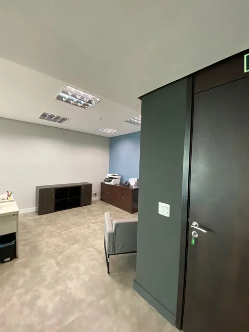 Foto 2 de Sala Comercial com 1 quarto à venda, 40m2 em Cristal, Porto Alegre - RS