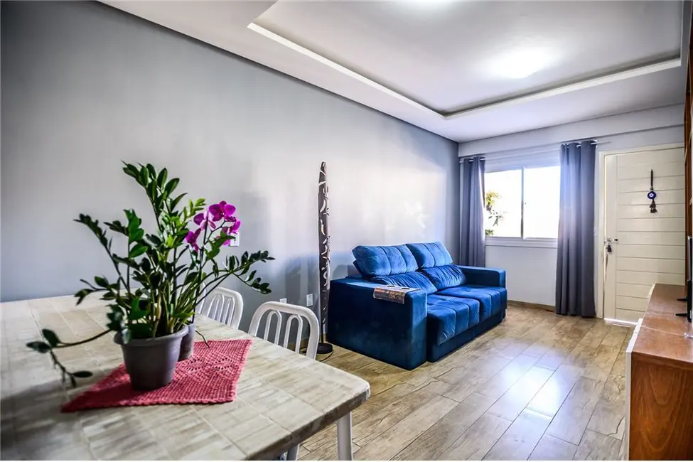 Casa com 2 quartos à venda, 100m2 em Jardim Itu, Porto Alegre - RS - imagem 3 Foto 3 de Casa com 2 quartos à venda, 100m2 em Jardim Itu, Porto Alegre - RS