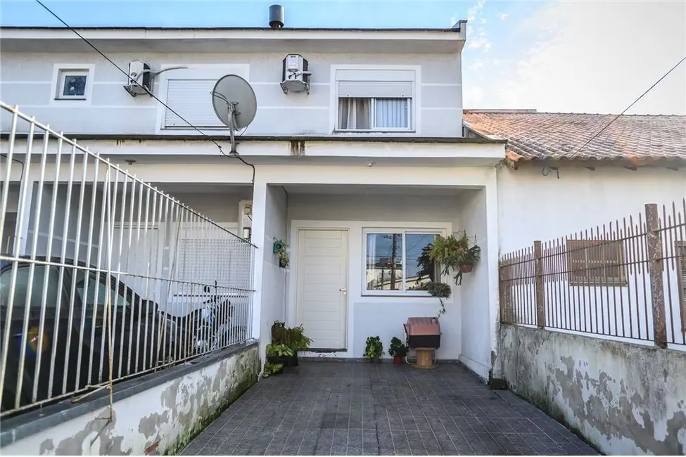 Foto 1 de Casa com 2 quartos à venda, 100m2 em Jardim Itu, Porto Alegre - RS