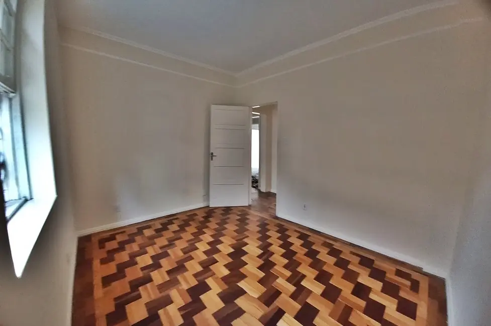Apartamento com 3 quartos à venda, 53m2 em Passo da Areia, Porto Alegre - RS - imagem 8 Foto 8 de Apartamento com 3 quartos à venda, 53m2 em Passo da Areia, Porto Alegre - RS