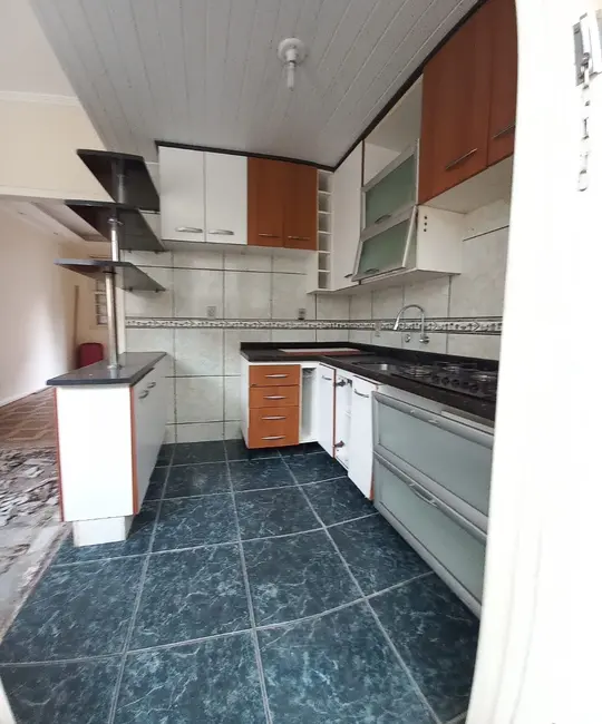 Foto 2 de Apartamento com 3 quartos à venda, 53m2 em Passo da Areia, Porto Alegre - RS