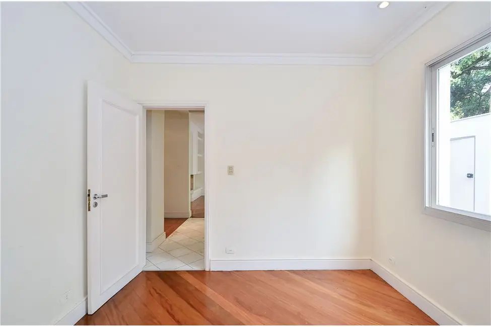 Casa com 4 quartos à venda, 340m2 em Alto da Boa Vista, São Paulo - SP - imagem 7 Foto 7 de Casa com 4 quartos à venda, 340m2 em Alto da Boa Vista, São Paulo - SP