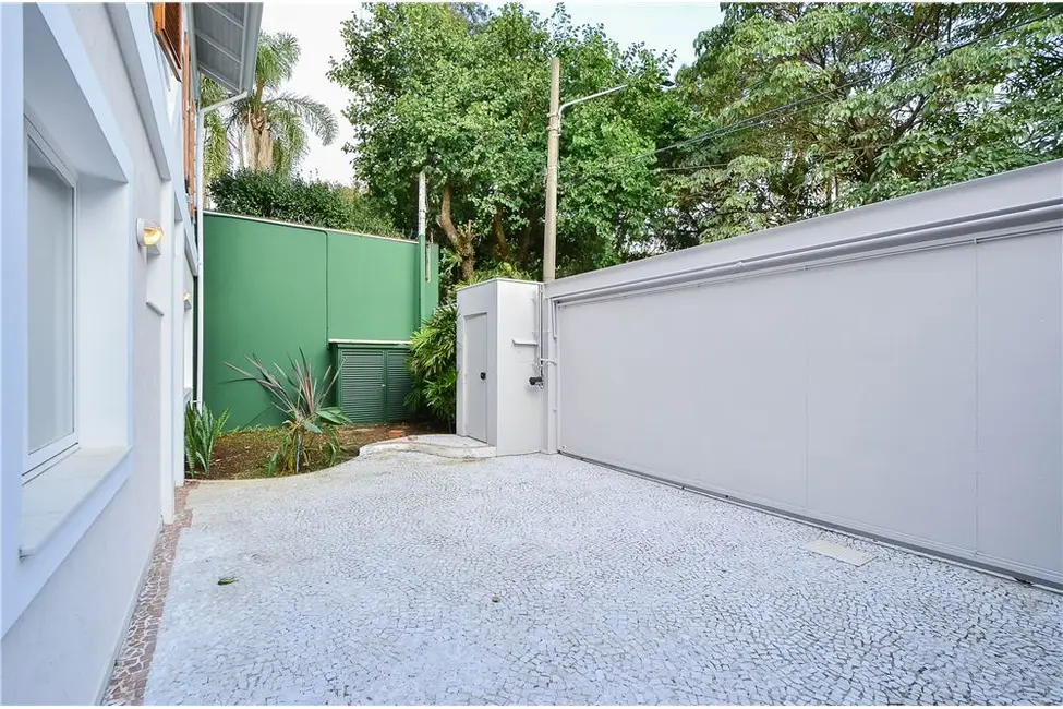 Casa com 4 quartos à venda, 340m2 em Alto da Boa Vista, São Paulo - SP - imagem 2 Foto 2 de Casa com 4 quartos à venda, 340m2 em Alto da Boa Vista, São Paulo - SP