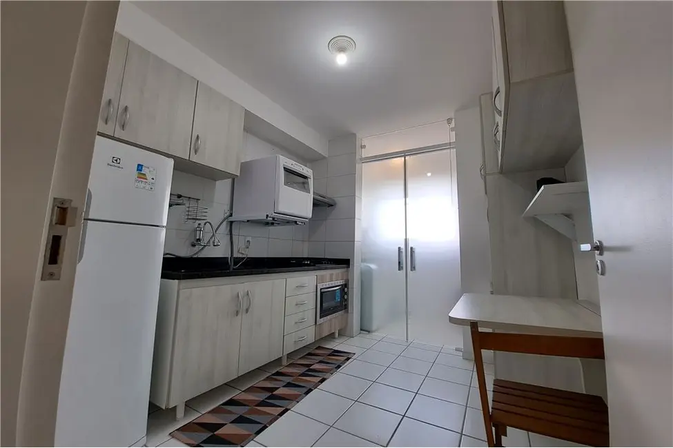 Foto 3 de Apartamento com 3 quartos à venda, 82m2 em Vila São José, Taubate - SP