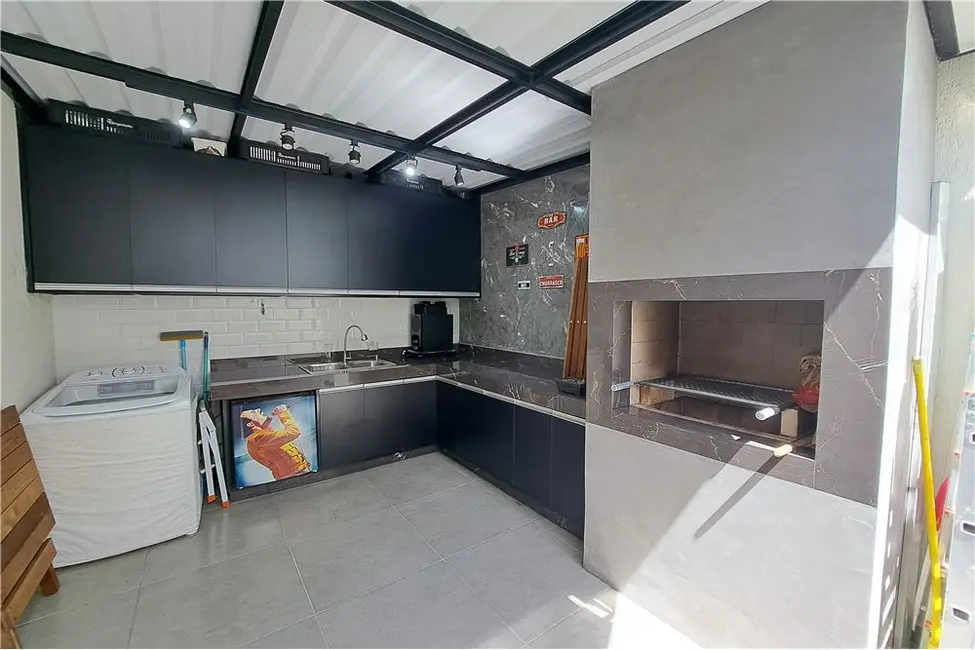 Foto 3 de Casa com 2 quartos à venda, 66m2 em Taubate - SP