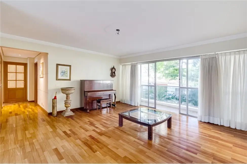 Apartamento com 4 quartos à venda, 186m2 em Campo Belo, São Paulo - SP - imagem 3 Foto 3 de Apartamento com 4 quartos à venda, 186m2 em Campo Belo, São Paulo - SP