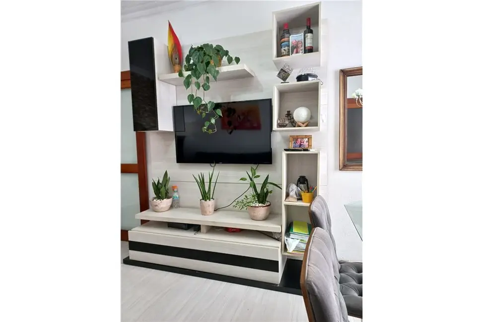 Apartamento com 2 quartos à venda, 92m2 em Santa Cecília, Porto Alegre - RS - imagem 7 Foto 7 de Apartamento com 2 quartos à venda, 92m2 em Santa Cecília, Porto Alegre - RS