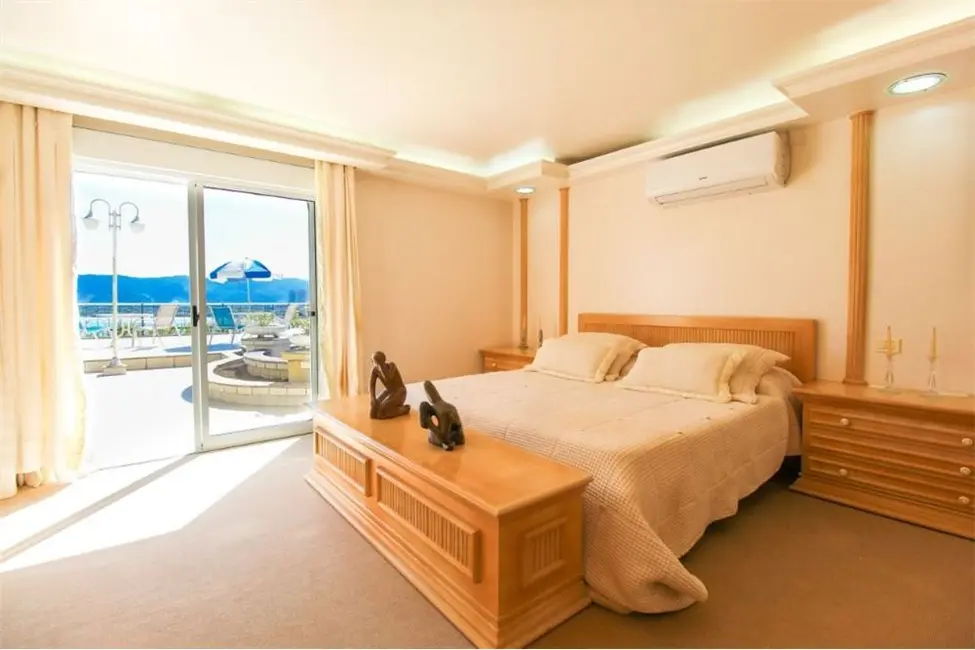 Foto 3 de Casa à venda, 304m2 em Loteamento João Batista Julião, Guaruja - SP