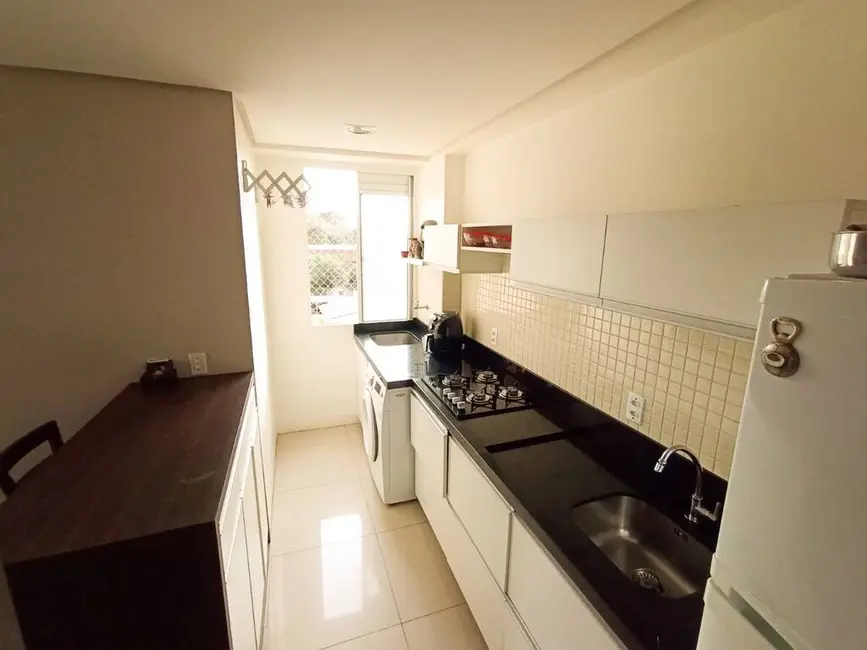 Foto 2 de Apartamento com 2 quartos à venda, 43m2 em Mário Quintana, Porto Alegre - RS